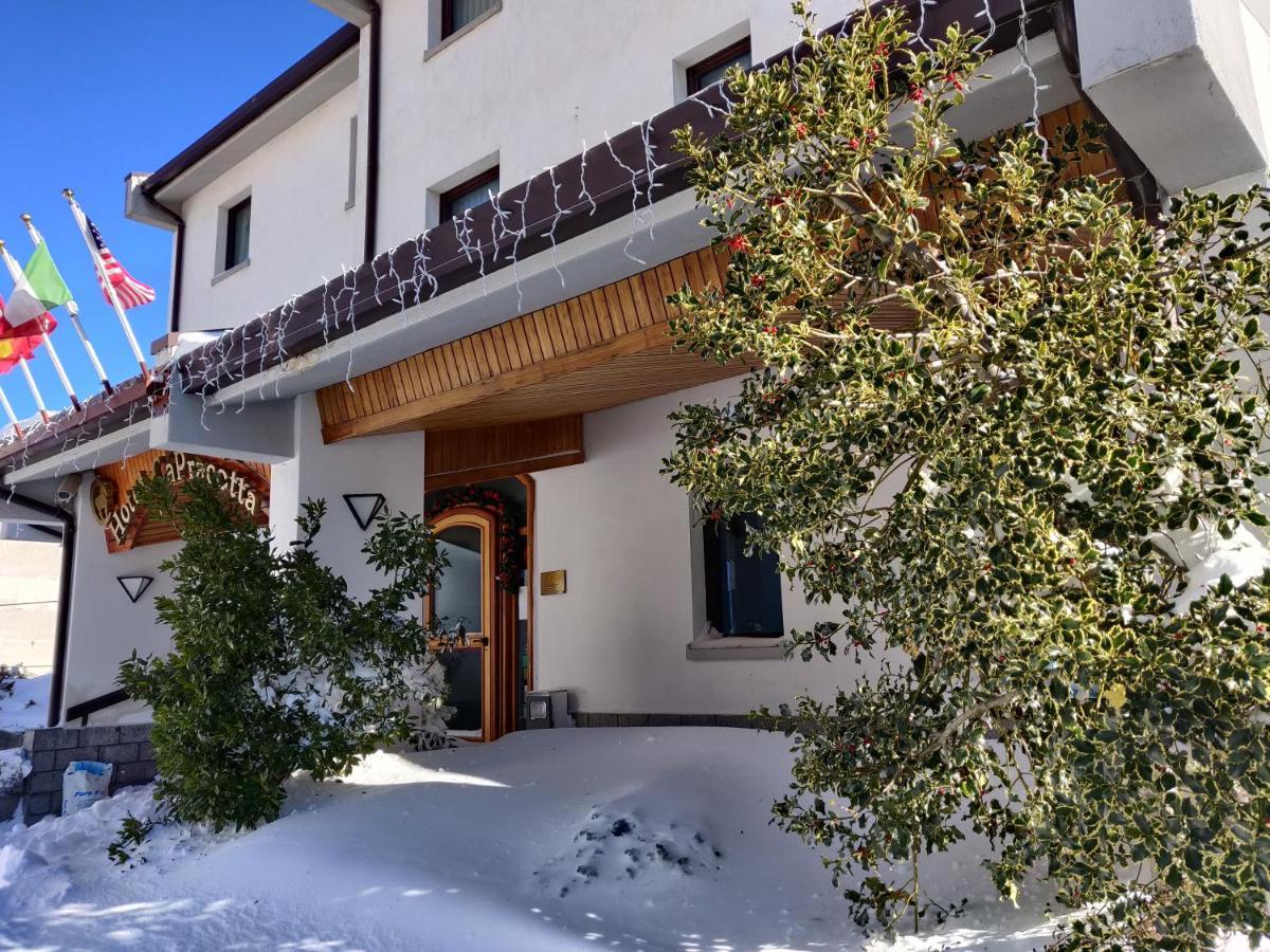 Hotel Capracotta Exterior foto